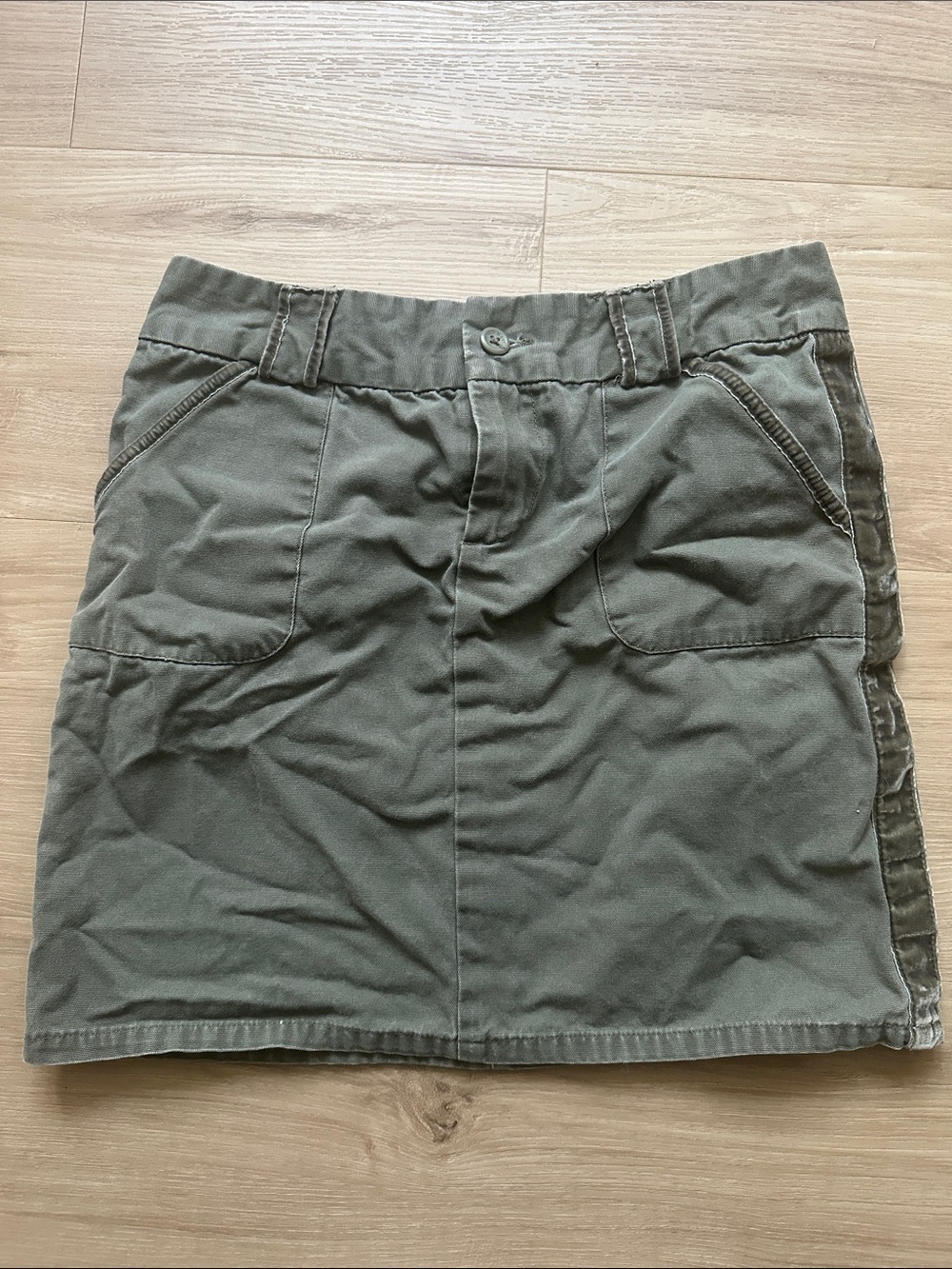 Olive Green Casual Cargo Skirt